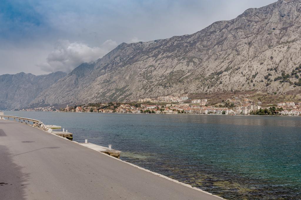 Sea Holiday Muo With Sea And City View Kotor Buitenkant foto